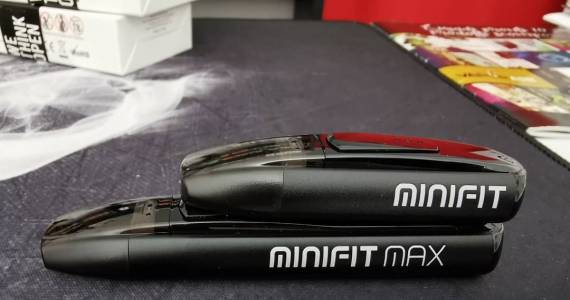 justfog-minifit-max-compared-to-minifit.jpg