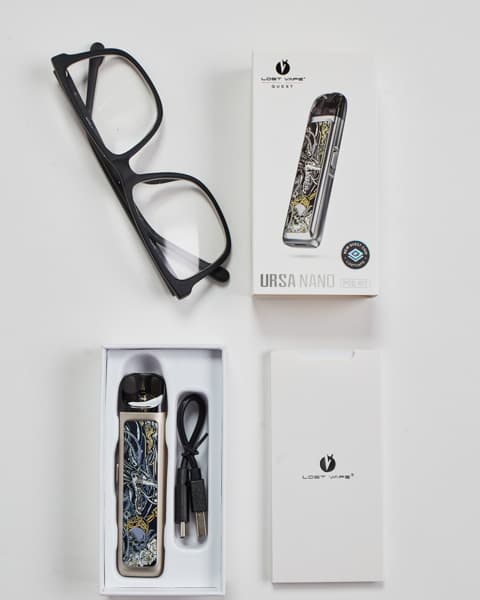 Стартовый комплект Lost Vape Ursa Nano Pod 800 mAh - 2.5 мл. ( Серебристый с Рисунком ) Skull &amp; Roses