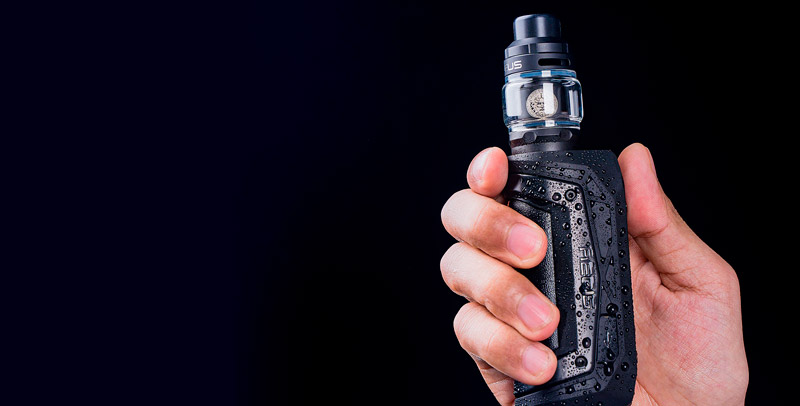 geekvape-aegis-max-in-hands.jpg