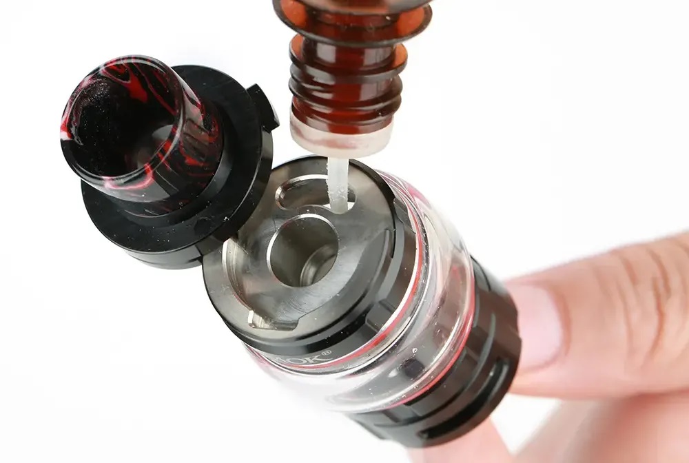 smok-tfv16-lite-zapravka.jpg