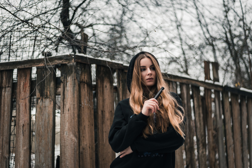 vape-in-winter.jpg